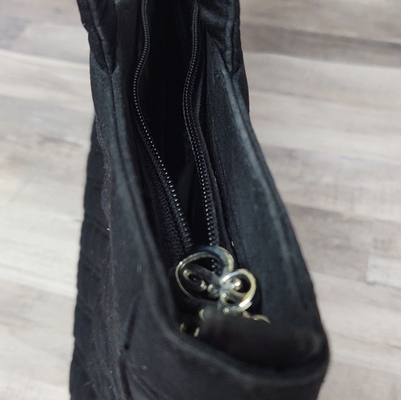 Vera Bradley~Microfiber Tote/Purse~Black - Picture 9 of 11